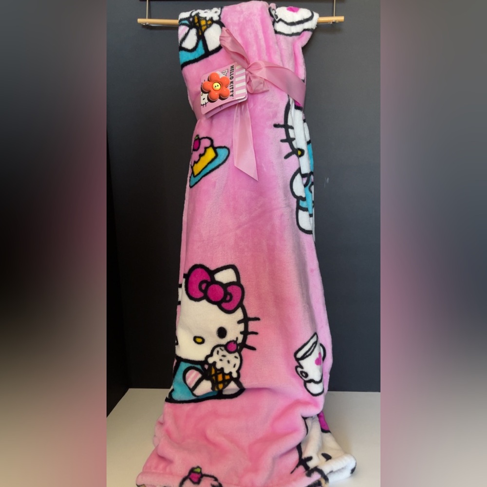 Sanrio Pink and White Teddy Bear Hello Kitty Blanket